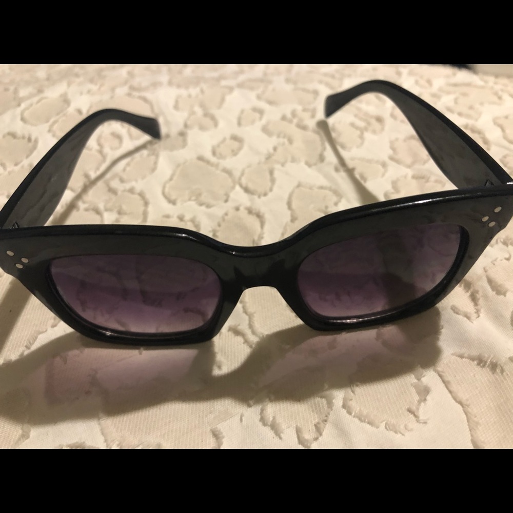 Sunglasses - Picture 2 of 2